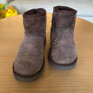 Ugg Burnt Cedar Classic Mini Boot